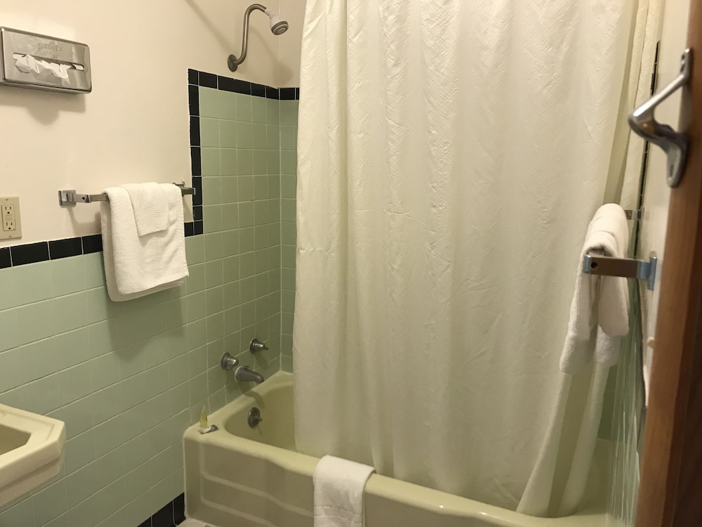 Motel Grand - photo 32