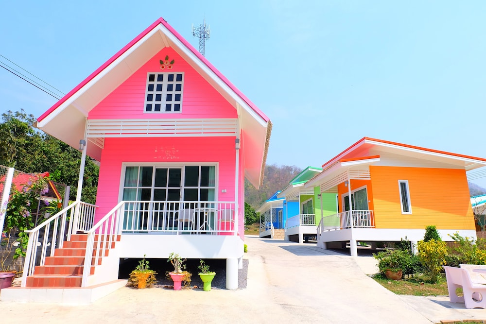 Baan Waraporn Resort — hotel in Si Sawat