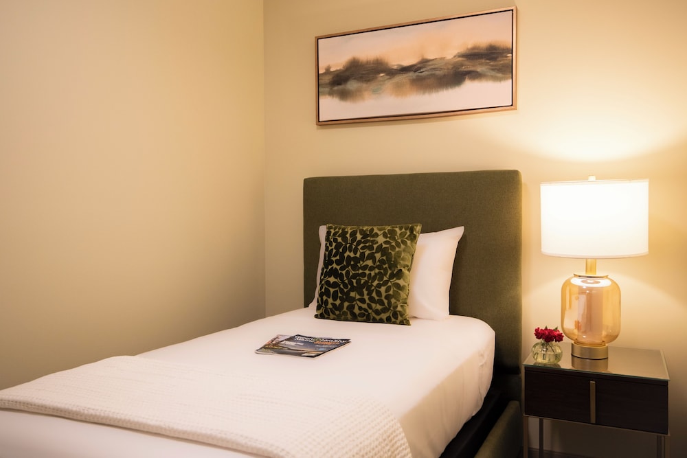 The Pathmaker Hotel - photo 45