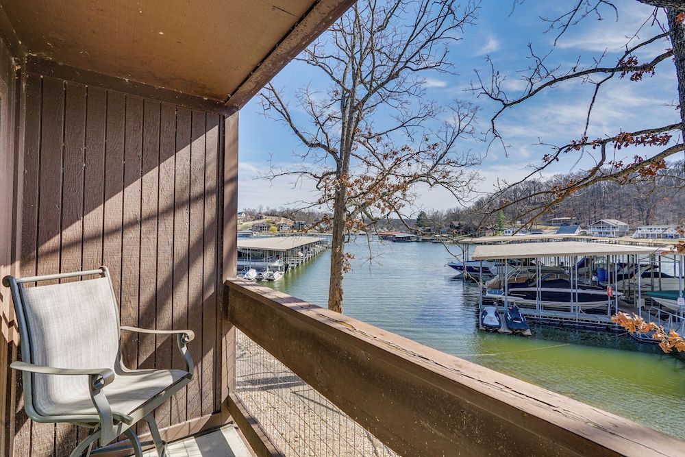 Lakefront Condo w Resort Amenities in Osage Beach - photo 9