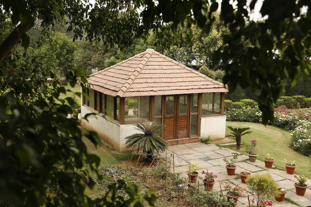 Botanix Resort