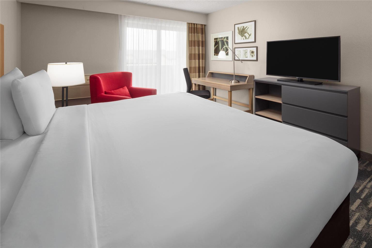 Wingate by Wyndham Lincoln Airport East I 80 - photo 19