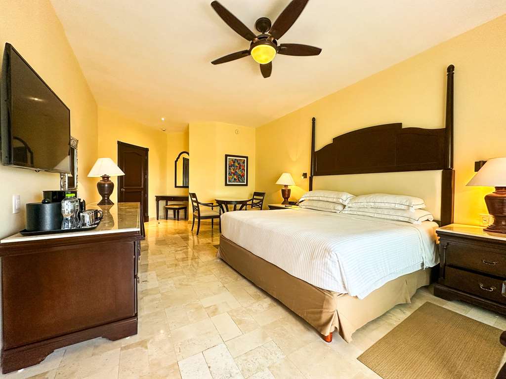 OCOZ ROOM