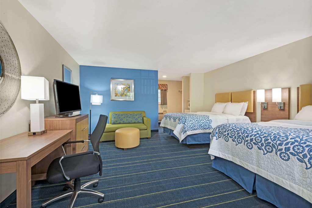 Days Inn by Wyndham Ridgefield - photo 6