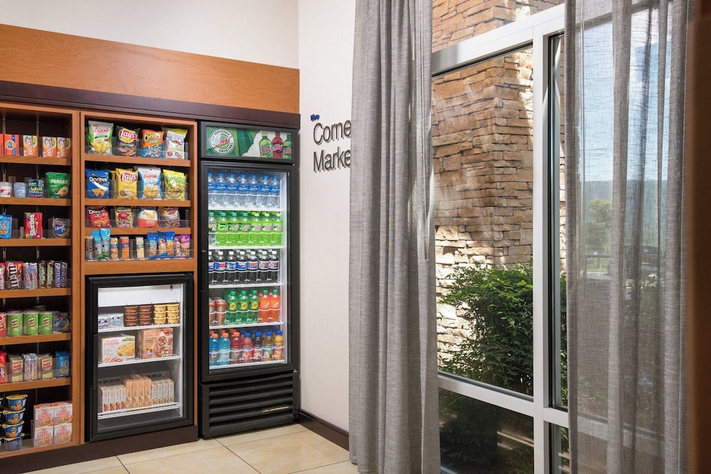 Fairfield Inn & Suites Chattanooga I 24 Lookout Mountain - photo 21