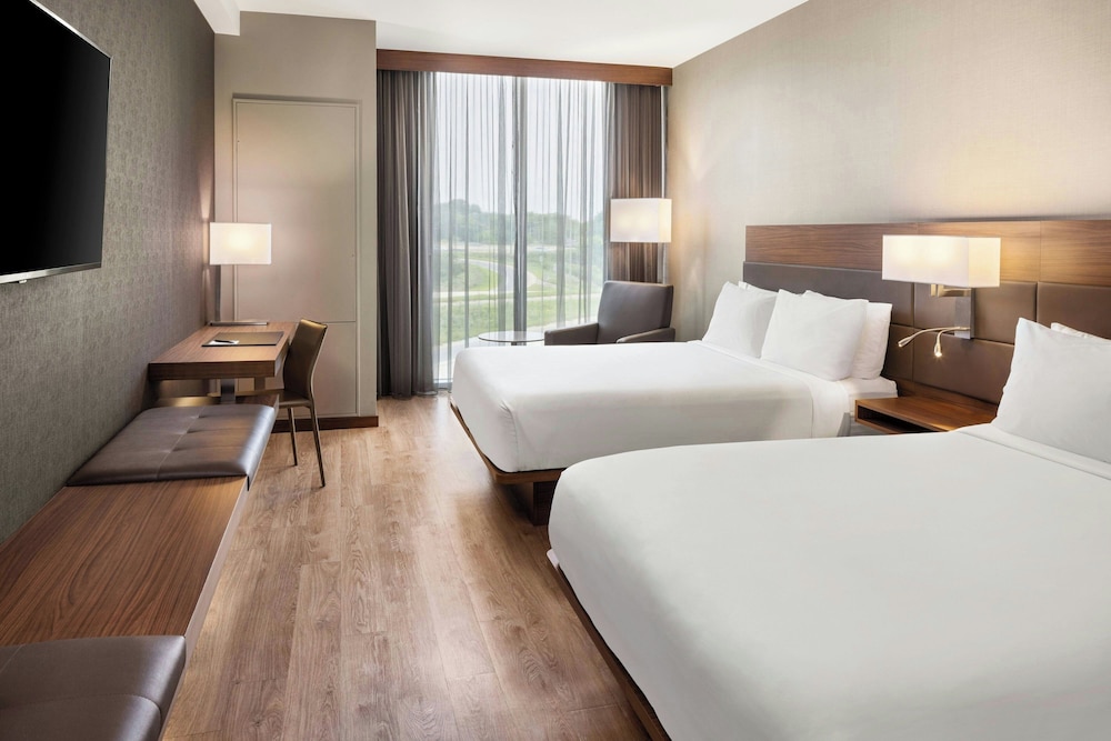 AC Hotel by Marriott Minneapolis West End - photo 8