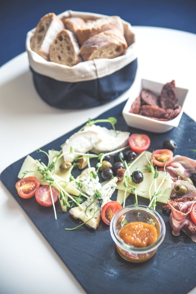 מזון ומשקאות