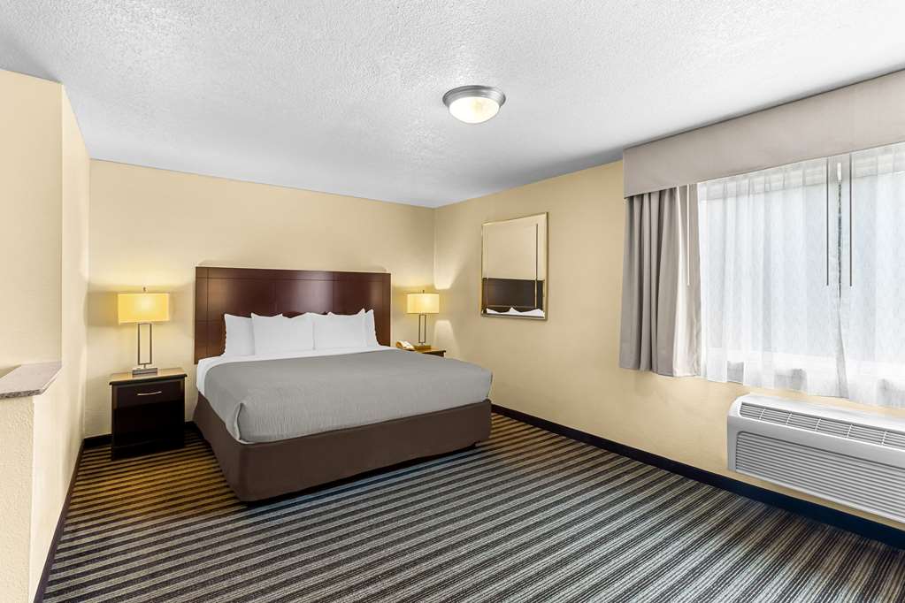 Quality Inn & Suites Vancouver Hazel Dell - photo 22