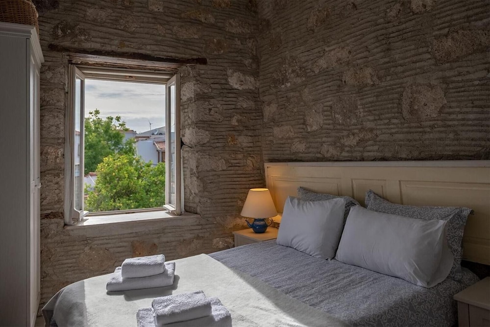 Aganbey Ev - carbon neutral hotel in Cesme