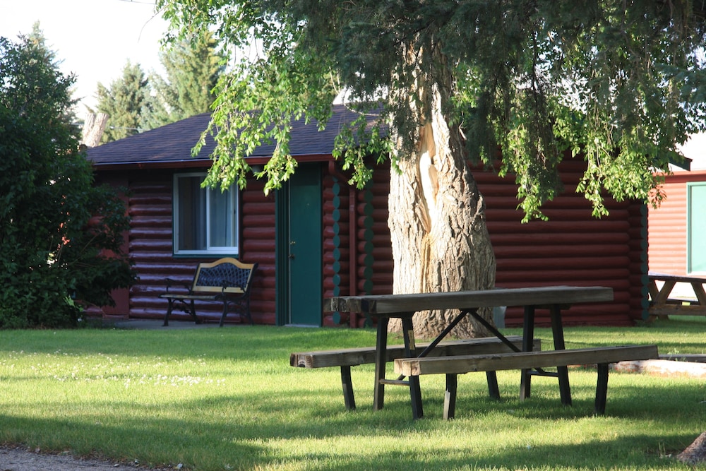 Z Bar Motel - featured photo