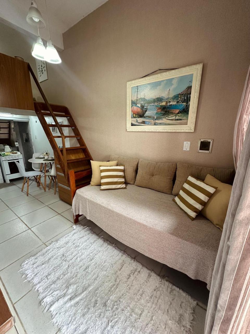 Loft Menor Aconchegante com Ar Condicionado in Angra Dos Reis, Brasil