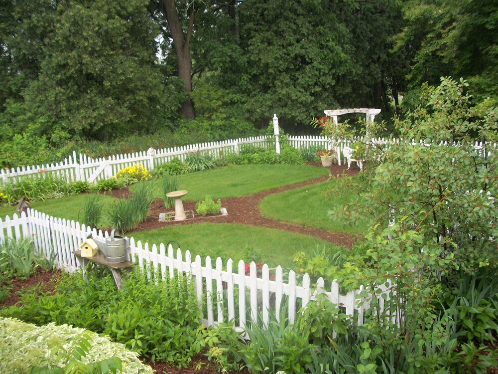 Apple Tree Lane Bed & Breakfast - photo 30