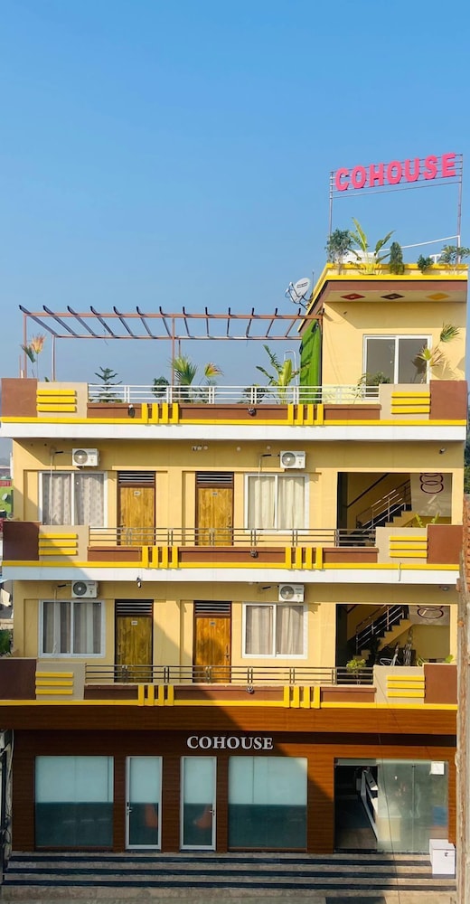 Cohouse - carbon neutral hotel in Bawal