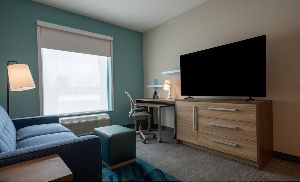 Home2 Suites by Hilton Fort Walton Beach Eglin AirForce Base - photo 17