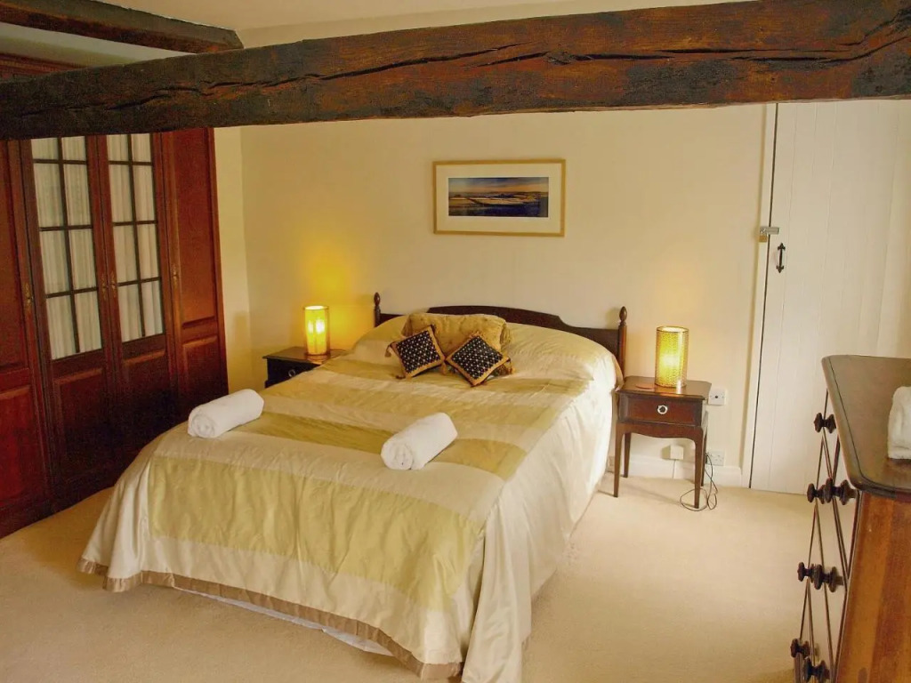 Elm Cottage