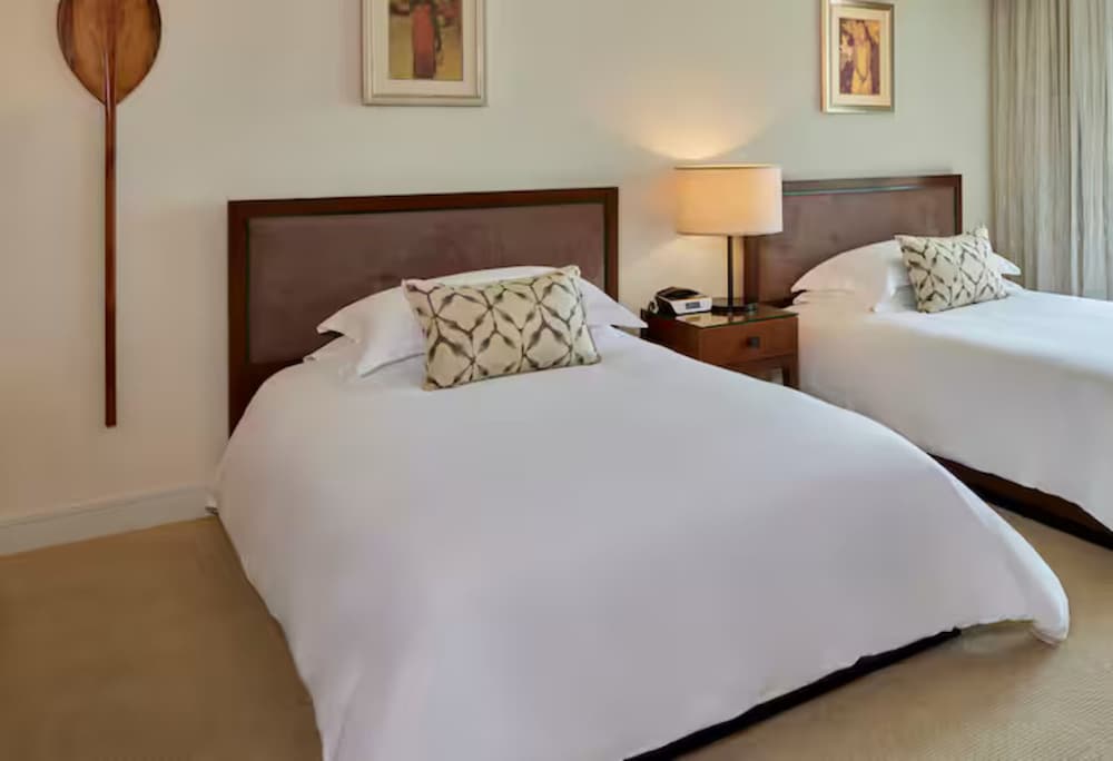 Ka Laʻi Waikiki Beach LXR Hotels & Resorts - photo 13