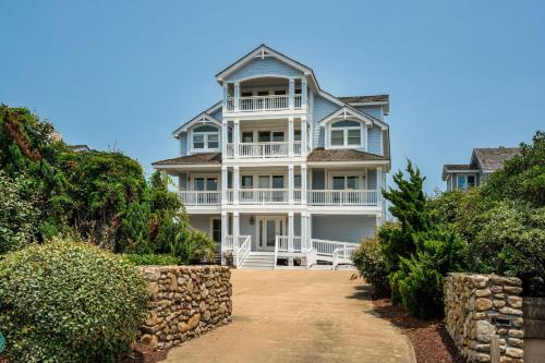 DE11 Carolina Blue in Nags Head, United States