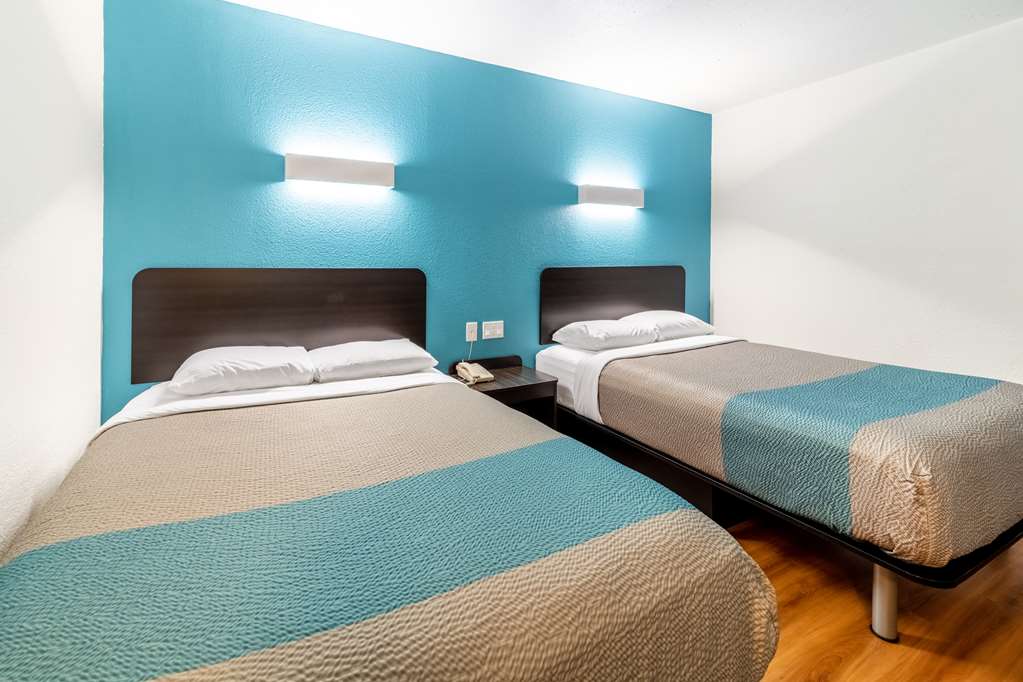 Motel 6 Lewisville TX Medical City - photo 12