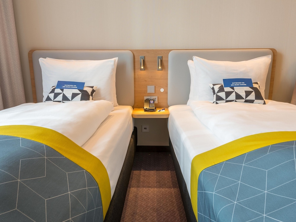 Holiday Inn Express Hotel & Suites Schulenburg by IHG - photo 12
