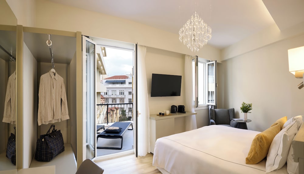 Athensun Luxury Suites — Athens