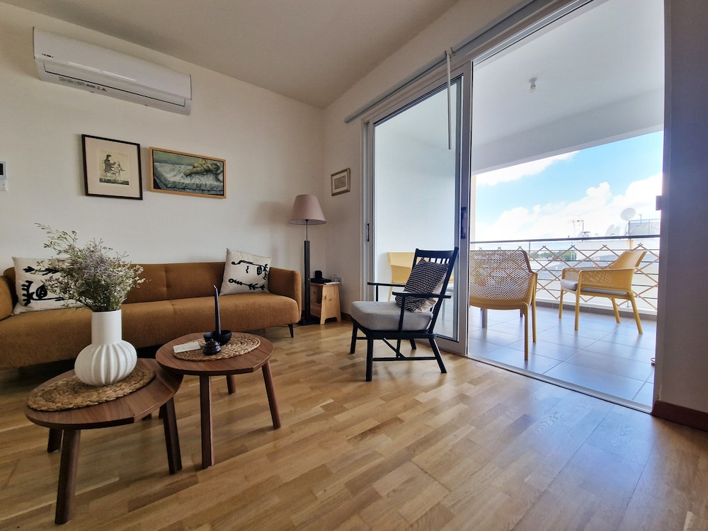 STAY Space View Apartment — 4-Star Luxury Hotel in Nicosia, Cyprus
