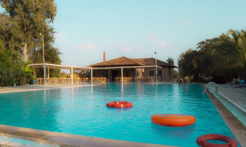 Hotel Sias Resort — Messini