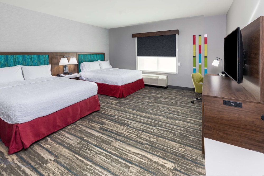 Hampton Inn & Suites by Hilton Canyon - photo 10