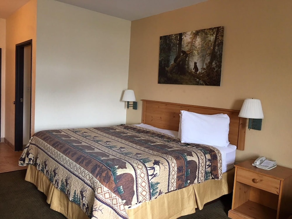 Booneslick Lodge of Neosho - photo 19