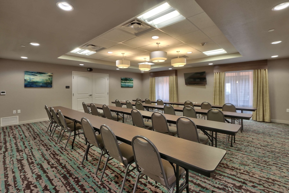 Hampton Inn & Suites Las Cruces I 10 - photo 59