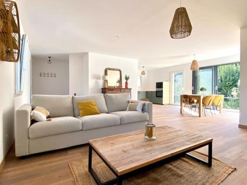 La Bessinoise 4chambres Fibre Optique Et Canoe Niort & Bessines in Bessines, France