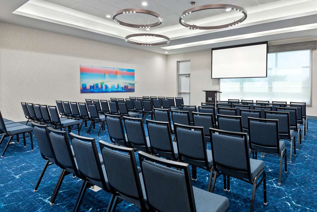 Hyatt House Tampa Airport Westshore - photo 19