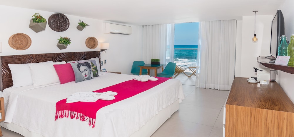Beach/ocean view