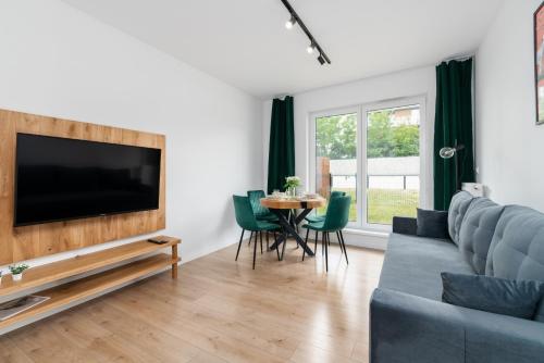Apartments with Garden Dmowskiego 81 by Noclegi Renters — 4-Star Luxury Hotel in Poznan, Poland