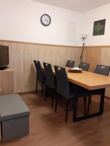 Zirnberg Appartements — Flattach