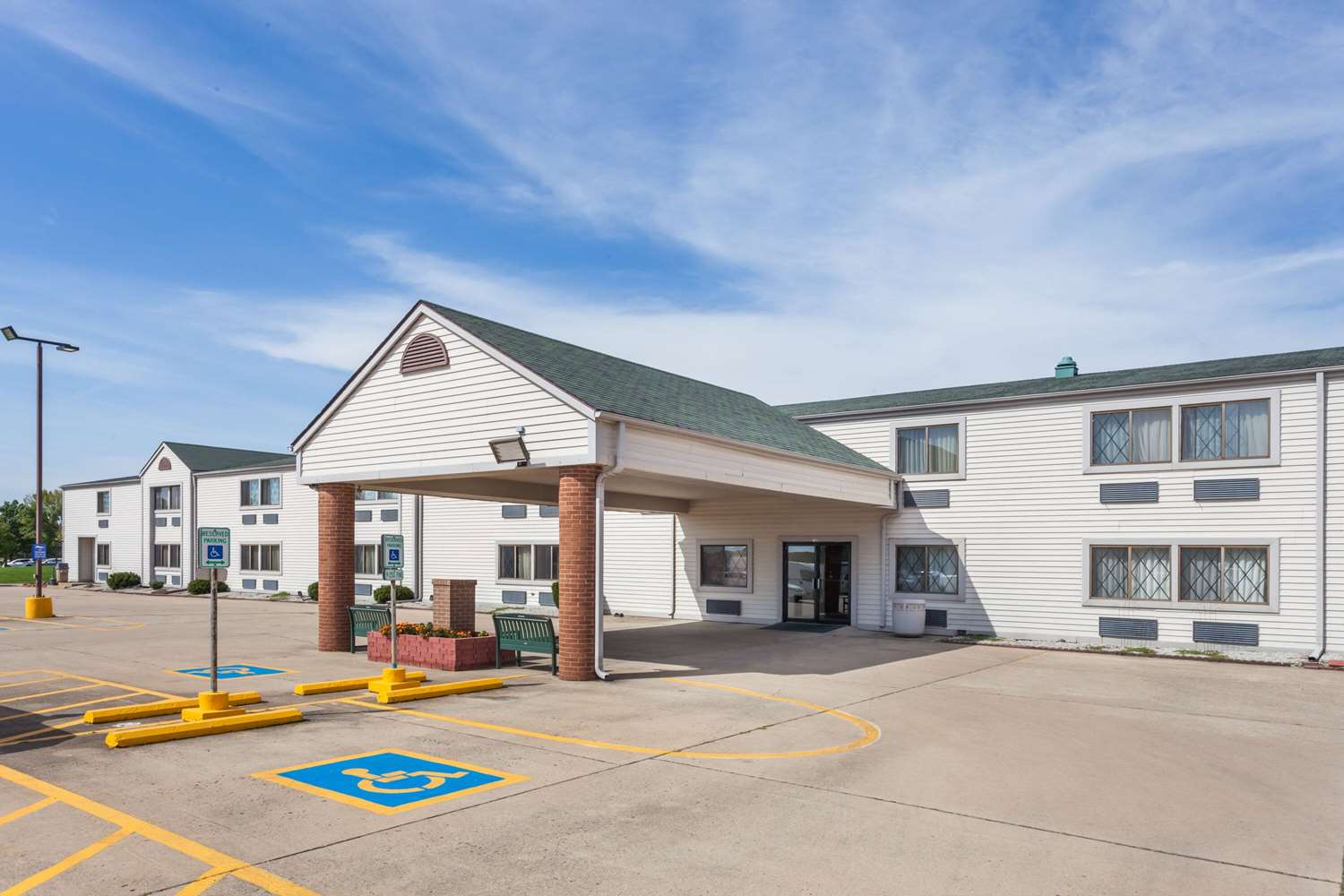 FairBridge Inn Express Decatur Forsyth - photo 17