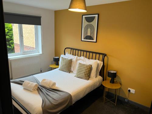 3 Bedroom House With Parking — 4-Star Luxury Hotel in Manchester, United Kingdom