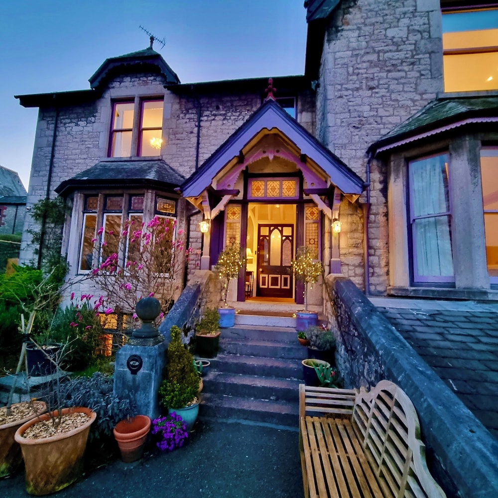 Grange Boutique Hotel