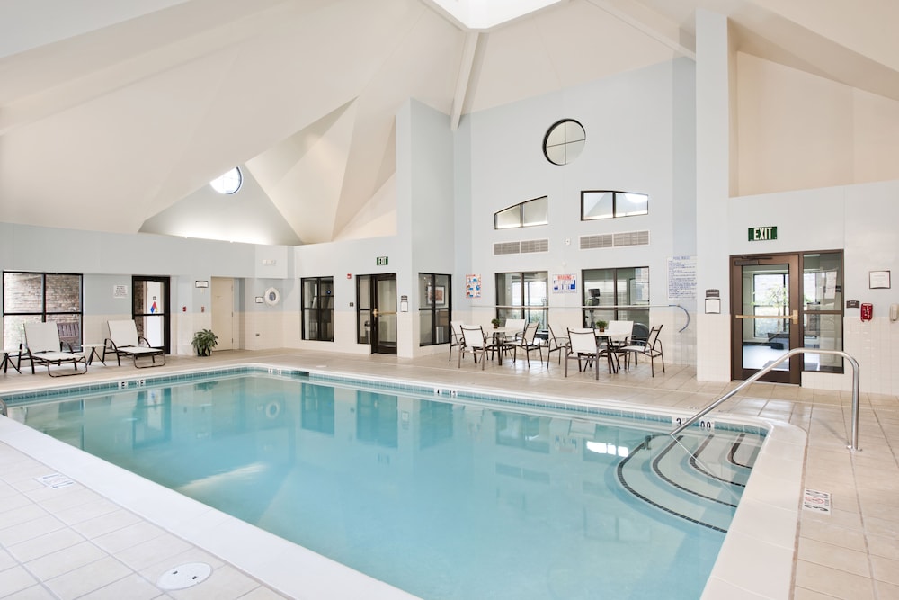 Staybridge Suites Charlotte Ballantyne by IHG - photo 35
