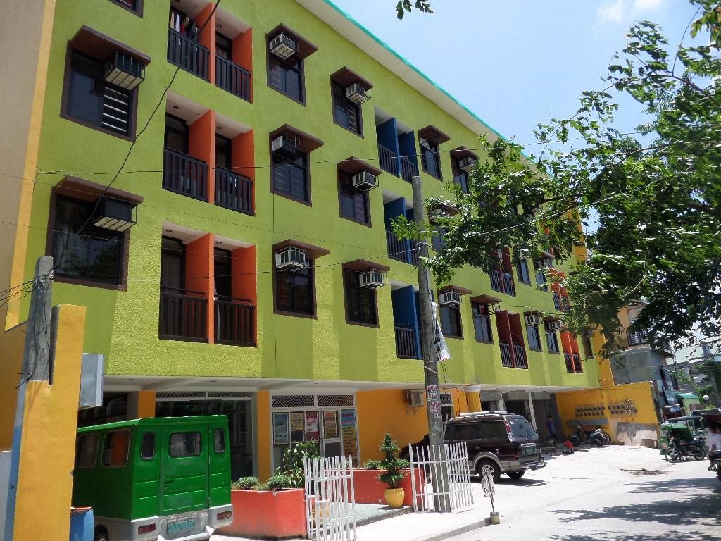 Big M Condotel — hotel in Las Pinas