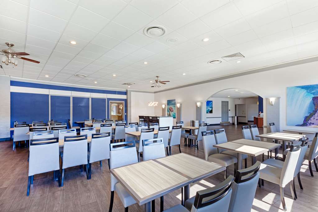 Best Western Summit Inn - photo 4