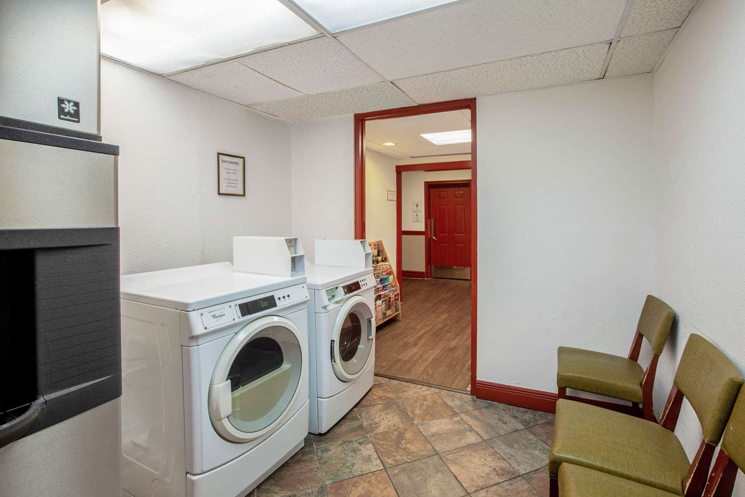 La Quinta Inn by Houston Greenway Plaza Medical Area - photo 13