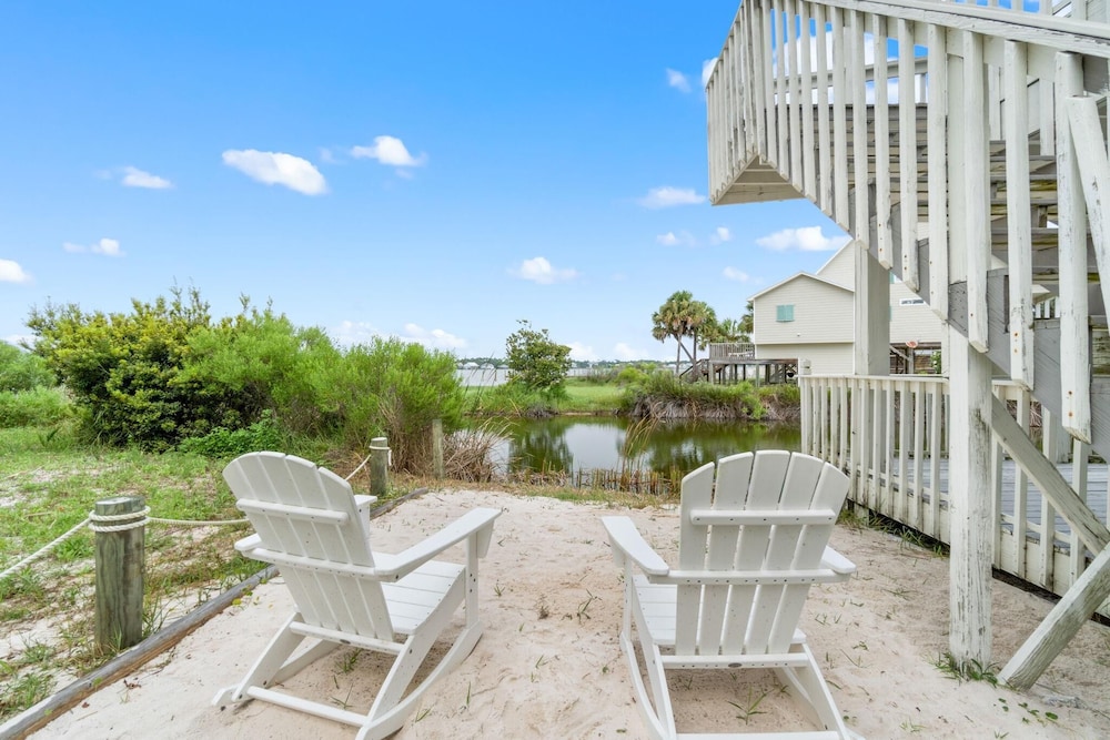 Red White and Beach - photo 129