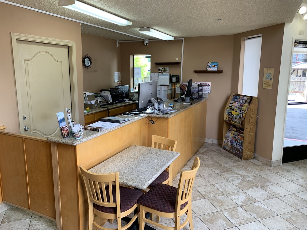 Mission Inn San Luis Obispo - photo 2