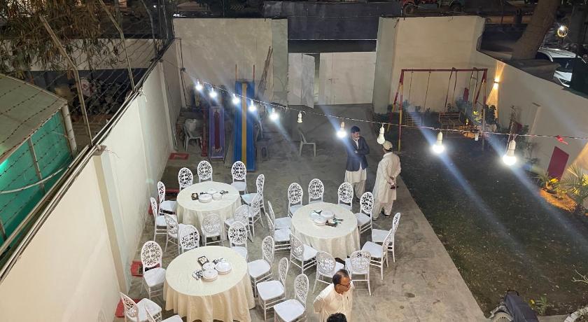 Airport Hotel Bed & Rest in Karachi, Pakistan