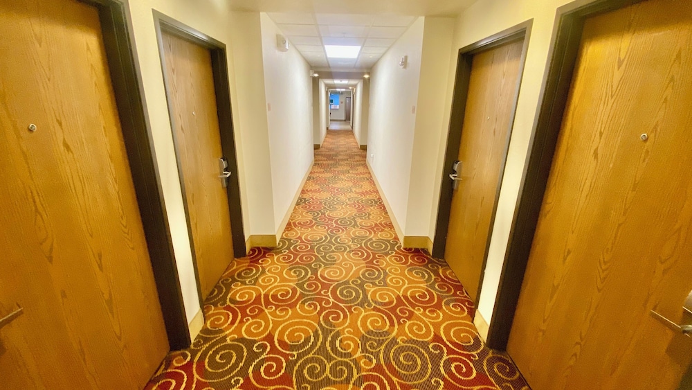 Park View Inn & Suites Hoisington - photo 67