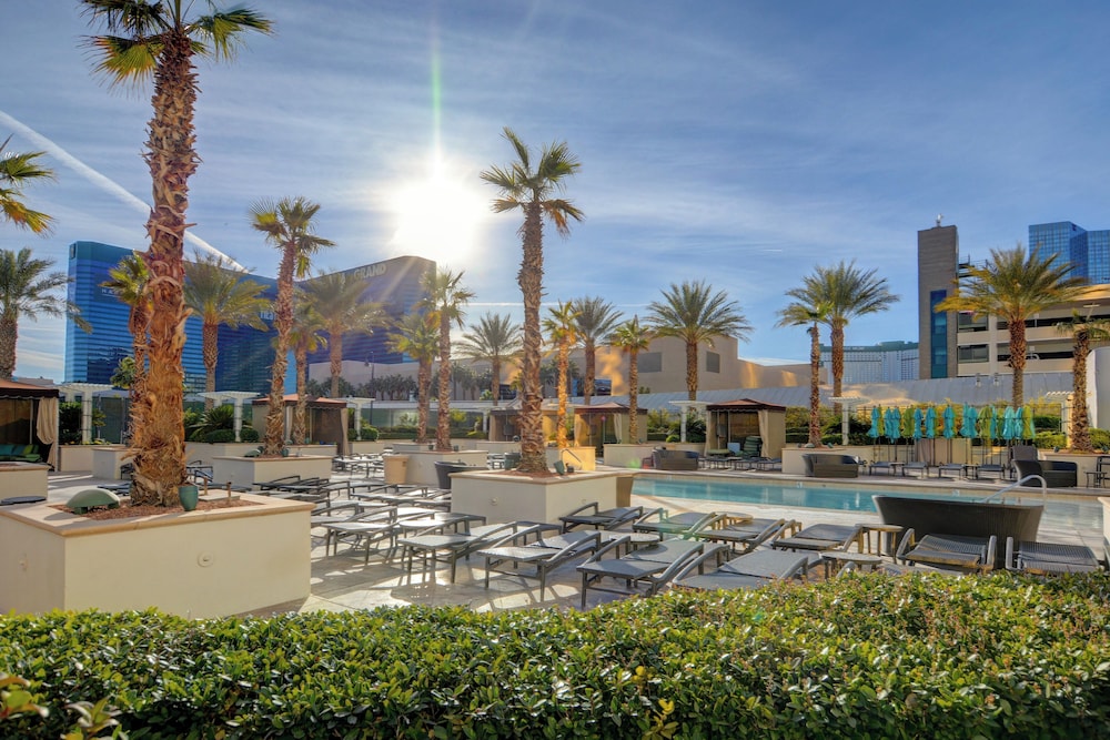 Las Vegas Suites at The Signature - photo 27