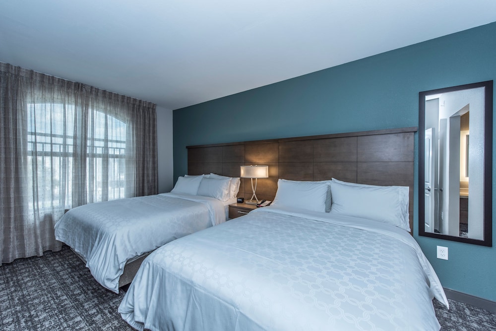 Staybridge Suites Charleston Mount Pleasant by IHG - photo 7