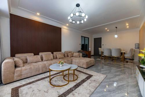 Modern Executive Three Bedroom Apartment Which Features A Swimming Pool State Of The Art Fully Equipped Gym And All Modern Unmatched Luxurious Facilities Which Offfers Luxury And Comfort