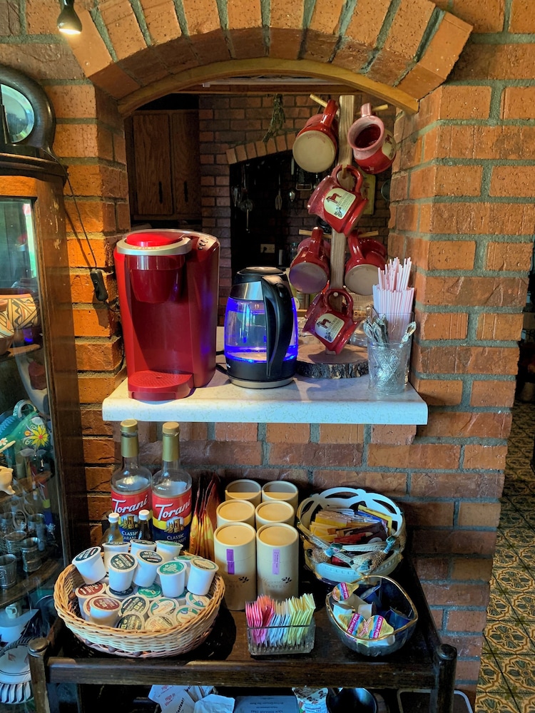 Red Horse Bed and Breakfast - photo 37