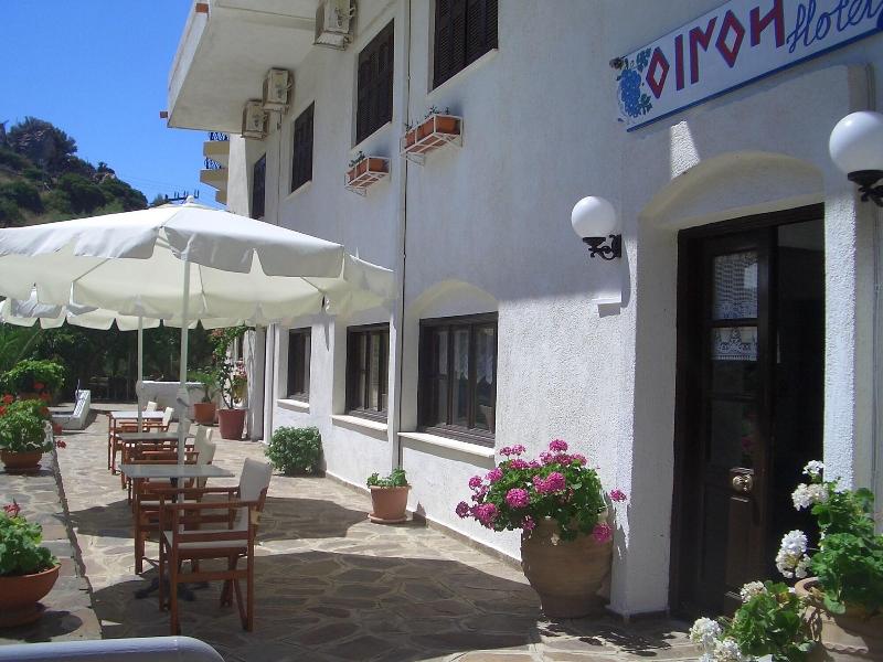 Oinoi Hotel — Agios Kirykos — photo 3